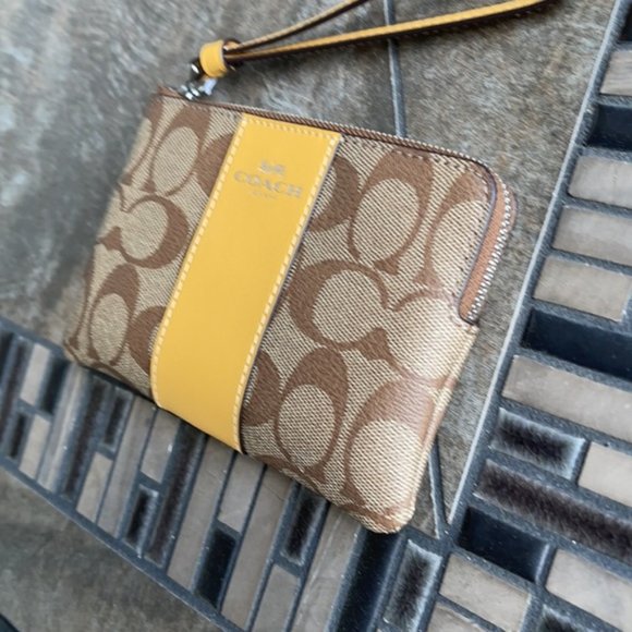 COACH Signature PVC Leather Corner Zip Wristlet - Picture 4 of 16